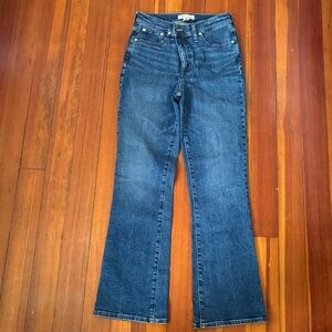 Madewell mid-rise kick out jeans 27 tall cropped